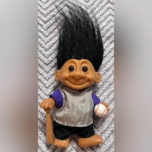 RUSS Vintage ROCKIES Baseball GOOD LUCK SPORTS TROLL DOLL 1990s⚾️